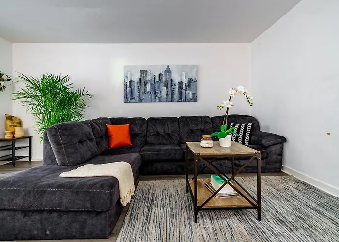 Apartamento Jungle House Luxury Homes - Downtown Short North - Steps To Convention Center & Nationwide Arena - Sleeps Up To 6 - Free Parking - Over 5,800 Five Stars *