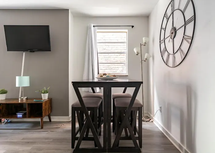 Apartamento Jungle House Luxury Homes - Downtown Short North - Steps To Convention Center & Nationwide Arena - Sleeps Up To 6 - Free Parking - Over 5,800 Five Stars