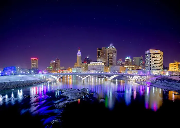 Jungle House Luxury Homes - Downtown Short North - Steps To Convention Center & Nationwide Arena - Sleeps Up To 6 - Free Parking - Over 5,800 Five Stars Apartamento